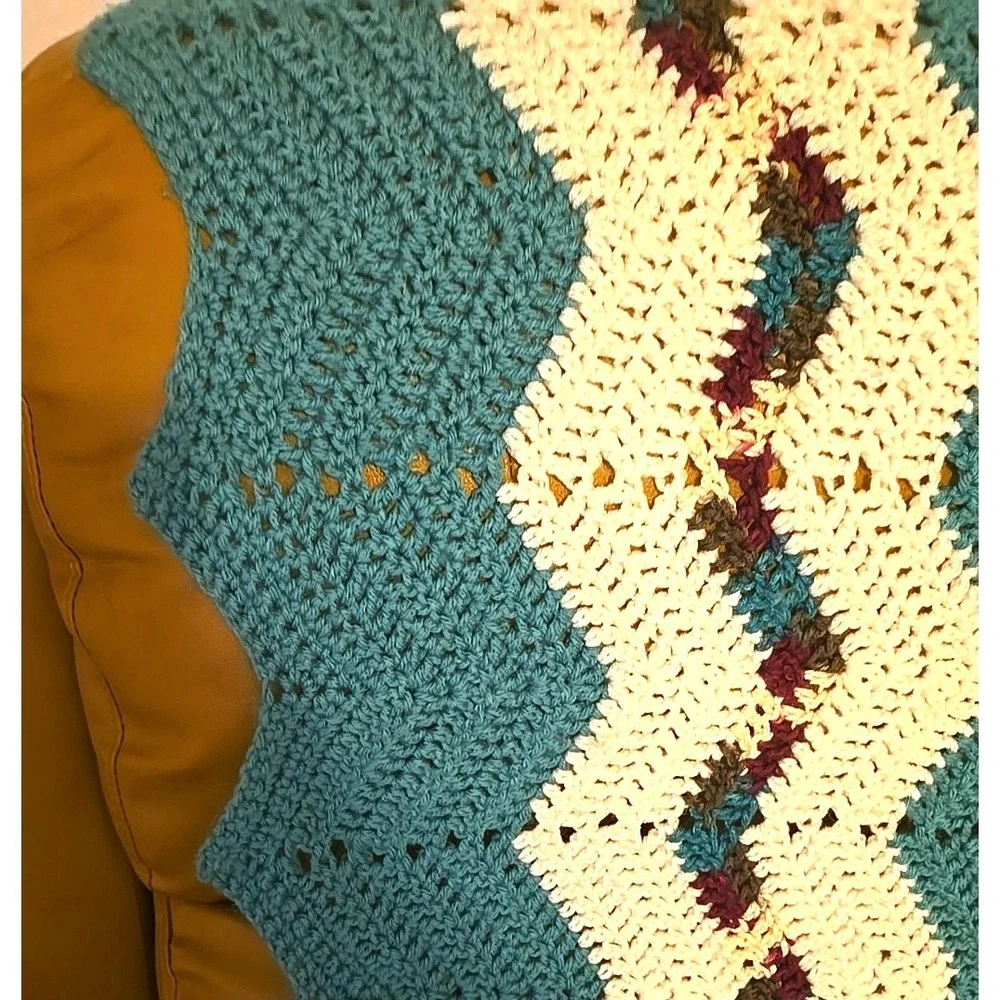 VTG 70s Crochet Afghan Blanket Turquoise White Burgundy Chevron Boho MCM 67x57